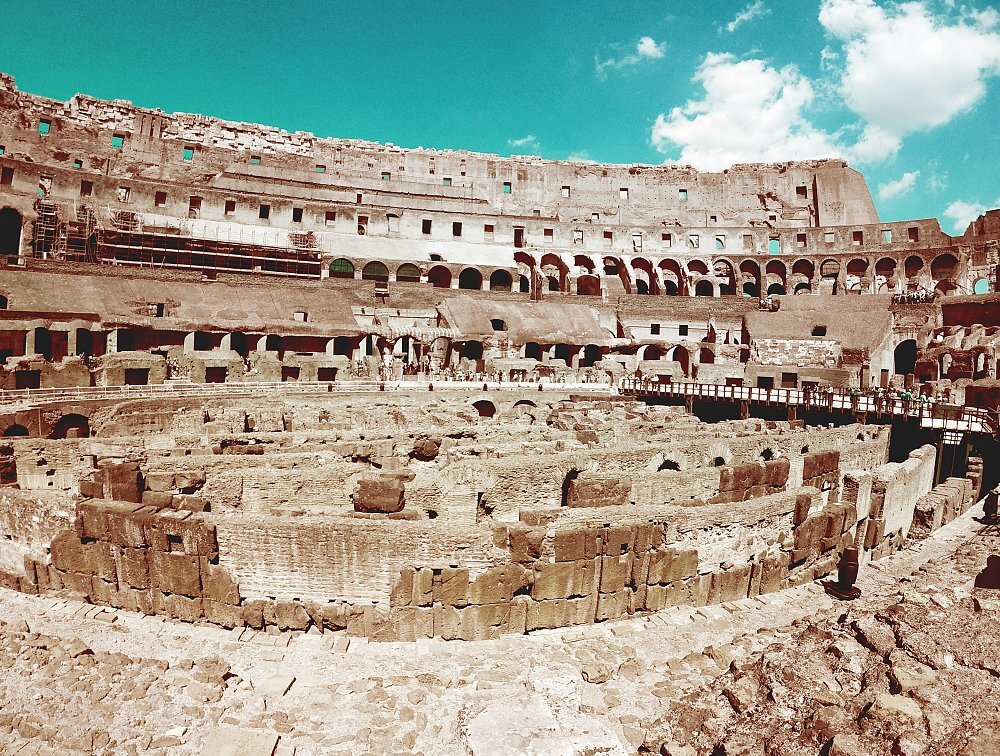 Het Colosseum in Rome: geschiedenis, architectuur en gids