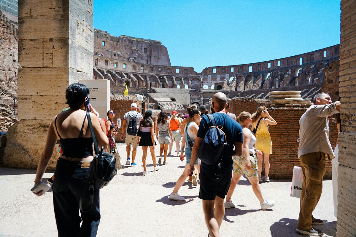 Colosseum Tourists
