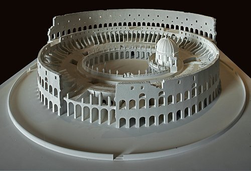 Model of the Colosseum 2