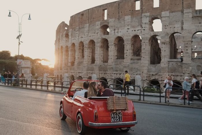 Fiat 500 Cabriolet vintage: excursão semiprivada pelos destaques de Roma