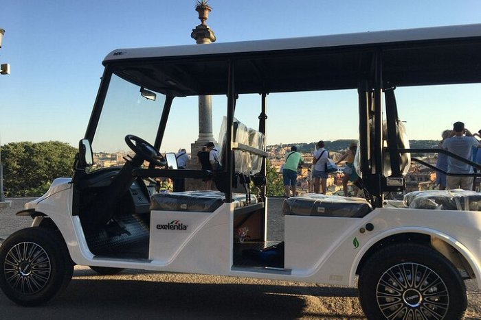 Explore the Best Highlights of Rome by Golf Car - Private Tour