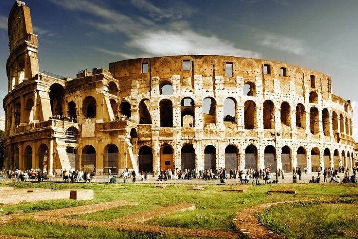 Colosseum Gladiator's Arena and Ancient Rome VIP Guided Tour