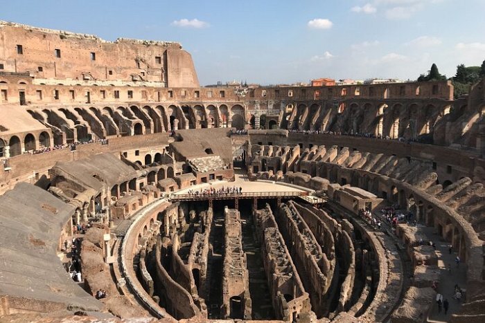 Wycieczka z przewodnikiem po Koloseum, Forum Romanum i Palatynie