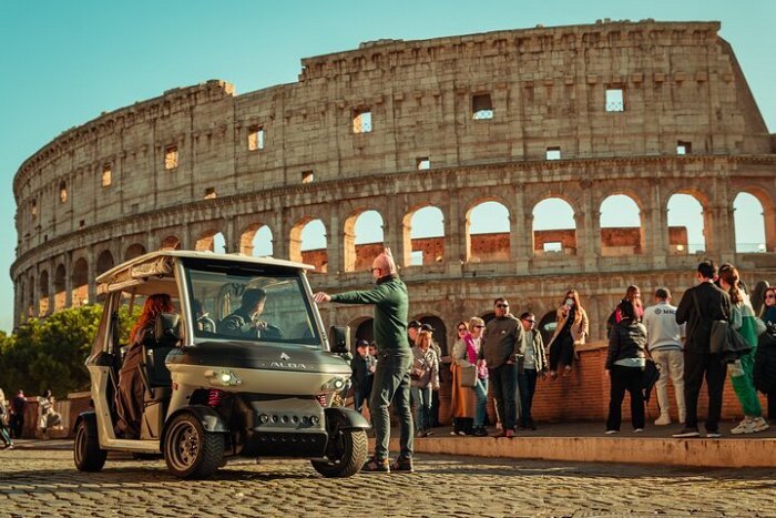 Lo más destacado de Roma en tour privado en carrito de golf