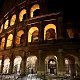 Le luci e le ombre dell'Anfiteatro Flavio, noto anche come Colosseo